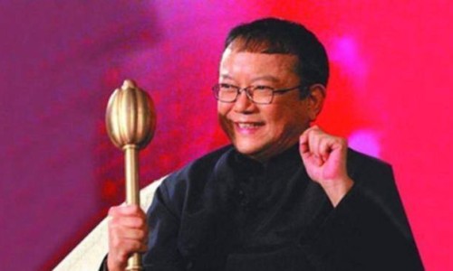 母乳期可以用足光散泡脚吗-哺乳期能用足轻松吗网- 哺乳期能足浴吗知识,分享哺乳期妇女可以用足光散泡脚吗